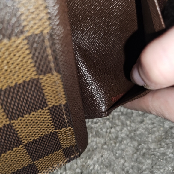 SOLD**Louis Vuitton Wallet and Coin purse - Picture 9 of 11